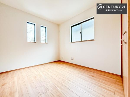 ���r���O�ȊO�̋��� �����Ղ���������������ޗm���I������Ɩ��邳�����˔��������͓I��ԂŁA�v���C�x�[�g���Ԃ�L�Ӌ`�ɉ߂����܂��I