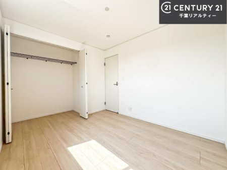 ���r���O�ȊO�̋��� �V���v���Ƀf�U�C������Ă��邽�߁A�Ƌ��I�т܂���I
���C�ɓ���̉Ƌ��u���Ă��낰���Ԃ���邱�Ƃ��ł��܂��B