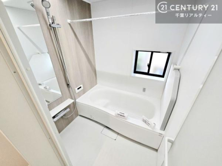 ���� �L�X�o�X�ň���̔������t���b�V���B�����L�΂���̂ŁA�����ɂ��������ƐZ����܂��ˁI�����̃o�X�^�C�����y���݂ɂȂ�܂��B