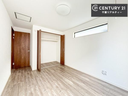 �q������ ���[�X�y�[�X����������m�ۂ���Ă��邽�߁A���������w�p�i���T�b�ƕЕt���A���ł��X�b�L���B
�Y��ȋ�Ԃ��ۂĂ܂��I