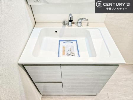 ���ʑ�E���ʏ� �[�����ʑ�{�E���́A�������˂ɂ����̂ł�����ꂪ�y�X�I���������ۂĂ܂��I
�L���C�Ȑ��ʏ��Ŏ��������̃��`�x�[�V�������オ��܂��ˁI