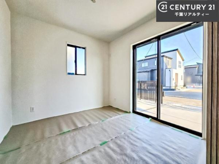 �a�� �^�^�~�̍��肪���炬��^����A�����b�N�X��ԁB�����傫���J�����̂���a���ƂȂ��Ă���܂��B���{�l�̐S������u�a�v�̋�ԁB�䑐�̍���Y����Ԃ͖����̂ЂƎ������o���Ă���܂��I