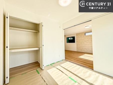 �a�� ���r���O�Ɨאڂ����a���ł��I�Ǝ��̋x�e�X�y�[�X��L�b�Y�X�y�[�X�Ƃ��Ċ��p����̂��悳�����ł��ˁI
�a���̎g�����͖�����I