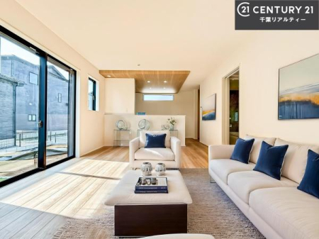 ���r���O �Ƌ��CG�p�[�X�ł��B��؂ȉƑ����W�܂邩�炱��LDK�ɂ͂�����肽���B
�q�����������C�ɏ΂��Ȃ��瑖�����Ă���p�����������u�L���Ƃɂ��ėǂ������v�Ǝv���u�Ԃł��B