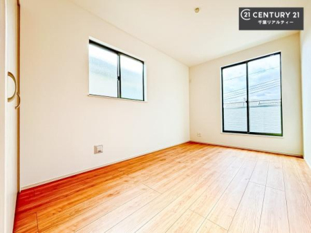 ���r���O�ȊO�̋��� �����Ղ���������������ޗm���I������Ɩ��邳�����˔��������͓I��ԂŁA�v���C�x�[�g���Ԃ�L�Ӌ`�ɉ߂����܂��I