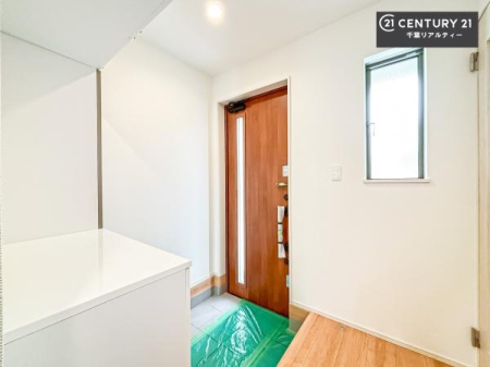 ���� ���ċA���Ă��Ă��A�������܁I�����������Ȃ�A�D�����}������Ă�����ԂɂȂ��Ă��܂��B
���邭��������錺�ւł��I