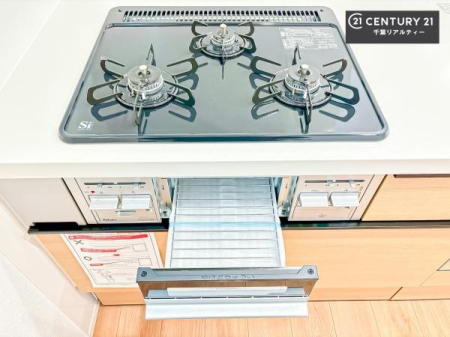 �L�b�`�� �R�����͎O������̂ł������̓����i�s���ł��܂��B
�������O�����t���ł��B�����X�y�[�X���L�X���Ă���׍�Ƃ����₷���I�g�����肪�ǂ��V�X�e���L�b�`���ł��I