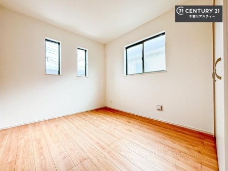 �m�� 2�ʍ̌����m�ۂ������邢�����́A���ʂ����ǂ��A���邭��ϋ��S�n�̗ǂ���ԂƂȂ��Ă���܂��B�����b�N�X���ĉ߂�����S�n�̗ǂ��������ł��I