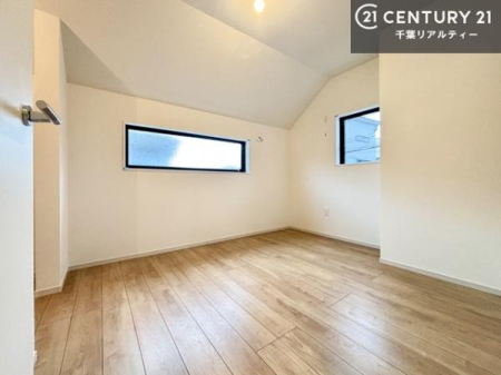 ���r���O�ȊO�̋��� �V���v���Ƀf�U�C������Ă��邽�߁A�Ƌ��I�т܂���I
���C�ɓ���̉Ƌ��u���Ă��낰���Ԃ���邱�Ƃ��ł��܂��B