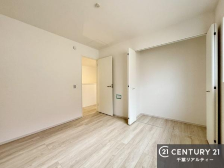 �q������ ���[�͂̂���m���ł��B����������������L�X�Ǝg���ċC�������ǂ��ł��I
�L���C�Ȗ��邢�������ŉ߂����̂́A�X�ɂ̂�т�������ł��܂��ˁI