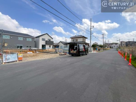 �O�ʓ��H�܂ތ��n�ʐ^ ���ӊ���A���q�l�̂���]�ɍ������������ꏏ�ɂ��ē���v���܂��B�Z��[���A�h�o�C�U�[�ɂ�邲���k������܂��B���Ђ͂��₢���킹�ɑ��Ή����܂��I���҂������܂���I