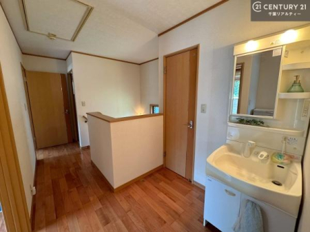 ���̑����� �����T���̂������E���v�]�E������ȂǁA���Ȃ�ƕ��ЃX�^�b�t�܂ł��\���t�����������I�s���Y�Ɋւ��邱�ƂȂ�A�ǂ̂悤�Ȃ��Ƃł����S���ӑΉ������Ē����܂��B