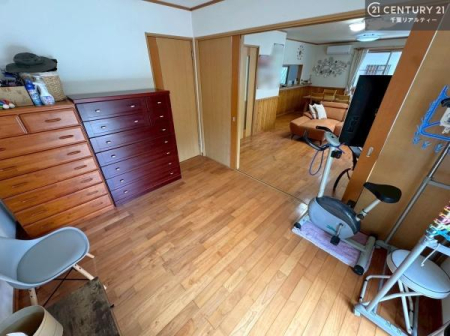 �q������ �V���v���Ƀf�U�C������Ă��邽�߁A�Ƌ��I�т܂���I
���C�ɓ���̉Ƌ��u���Ă��낰���Ԃ���邱�Ƃ��ł��܂��B
