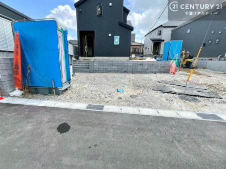 ���ԏ� ���ԃX�y�[�X��3�䕪����܂��I�Z�J���h�J�[�͂������A�o�C�N�⎩�]�ԂȂǂ��u���ꏊ�ɍ���܂���B