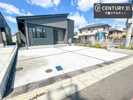 ���ԏ� ���ԃX�y�[�X��3�䕪����܂��I�Z�J���h�J�[�͂������A�o�C�N�⎩�]�ԂȂǂ��u���ꏊ�ɍ���܂���B