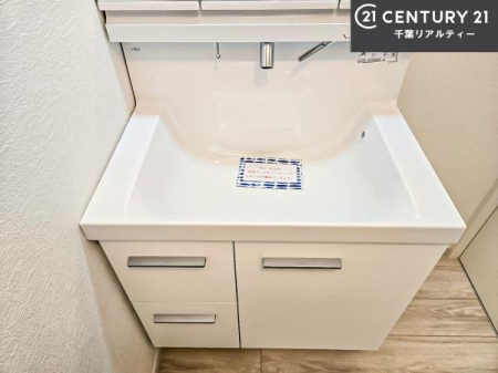 ���ʑ�E���ʏ� �[�����ʑ�{�E���́A�������˂ɂ����̂ł�����ꂪ�y�X�I���������ۂĂ܂��I
�L���C�Ȑ��ʏ��Ŏ��������̃��`�x�[�V�������オ��܂��ˁI