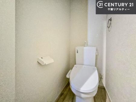 �g�C�� �X�^�C���b�V���ȃf�U�C���̂���􂢂ł��I
����₩�ŃX�b�L�������Ԃł��I������ꂪ���₷���g�C���ł��I