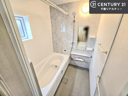 ���� �������������l�̕��͋C�̃o�X���[���́A�����o�Ă��ăo�X�^�C�����[���I
���d���撣���Ă��邲�J���ɂ��D�݂̓����̓����܂����āA�y����ł݂Ă͂������ł��傤���H