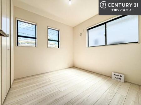 �m�� 2�ʍ̌����m�ۂ������邢�����́A���ʂ����ǂ��A���邭��ϋ��S�n�̗ǂ���ԂƂȂ��Ă���܂��B�����b�N�X���ĉ߂�����S�n�̗ǂ��������ł��I