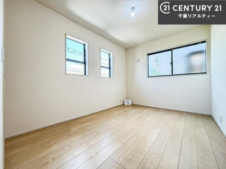 �q������ �|���o�������Ȃ��������́A���q�l�̂������Ƃ��Ă����S�ł��I
���[�X�y�[�X���[�����Ă���̂ŎU�炩�������������T�b�ƕЕt�����܂��I