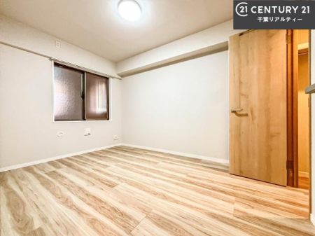 �q������ �|���o�������Ȃ��������́A���q�l�̂������Ƃ��Ă����S�ł��I
���[�X�y�[�X���[�����Ă���̂ŎU�炩�������������T�b�ƕЕt�����܂��I