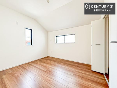 �m�� 2�ʍ̌����m�ۂ������邢�����́A���ʂ����ǂ��A���邭��ϋ��S�n�̗ǂ���ԂƂȂ��Ă���܂��B�����b�N�X���ĉ߂�����S�n�̗ǂ��������ł��I