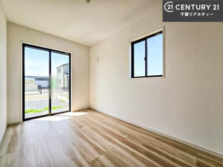 �m�� 2�ʍ̌����m�ۂ������邢�����́A���ʂ����ǂ��A���邭��ϋ��S�n�̗ǂ���ԂƂȂ��Ă���܂��B�����b�N�X���ĉ߂�����S�n�̗ǂ��������ł��I