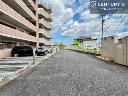  �ڂ����󂫏󋵂��m�肽���ꍇ�͂��C�y�ɂ��₢���킹���������I
���ӊ���A���q�l�̂���]�ɍ������������ꏏ�ɂ��ē���v���܂��B�Z��[���A�h�o�C�U�[�ɂ�邲���k������܂��B