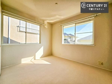 ���r���O�ȊO�̋��� 2�ʍ̌����m�ۂ������邢�����́A���ʂ����ǂ��A���邭��ϋ��S�n�̗ǂ���ԂƂȂ��Ă���܂��B�����b�N�X���ĉ߂�����S�n�̗ǂ��������ł��I���̖ڊo�߂��X�b�L�����܂��ˁB