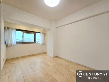 �Q�� �D���������������ޗm���́A���̖ڊo�߂��C�������ǂ������ł��ˁB���������Ԃ��������Ɖ߂������Ƃ��ł��܂��B�D�����F�����̃t���[�����O���ǂ�ȉƋ�ɂ��}�b�`���܂��I