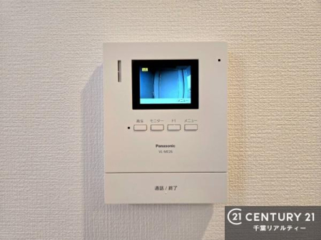 ���̑� TV���j�^�[�t�C���^�[�t�H���������B���K�҂̊���m�F���Ă���Ή��ł��邽�߁A�h�Ɩʂɂ��z�����ꂽ���S�̐ݔ��ł��B