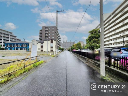 ���̑����n �X�[�p�[��R���r�j�Ȃǂ̐����{�݂��k�������ɂ��肨�������ɕ֗��ȗ��n�ł������܂��B