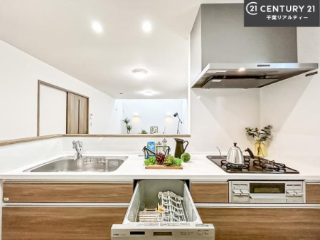 �L�b�`�� �H��@�t���I�Z��������~��͎�r��h�~�Ƃ��đ劈�􂵂܂��I�r���g�C���d�l�Ȃ̂ŁA�ꏊ����炸�����X�y�[�X���L���g���Ď�ۂ悭��Ƃ��o���܂��I