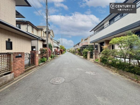 �O�ʓ��H�܂ތ��n�ʐ^ ���ӊ���A���q�l�̂���]�ɍ������������ꏏ�ɂ��ē���v���܂��B�Z��[���A�h�o�C�U�[�ɂ�邲���k������܂��B���Ђ͂��₢���킹�ɑ��Ή����܂��I���҂������܂���I