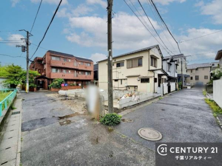 �O�ʓ��H�܂ތ��n�ʐ^ ���邭�J���I�Ȋp�n�ł�������ґ�Ȃ��Z�܂������܂��񂩁B�z����ʕ��ǍD�ŋC�����悭���Z�܂����������܂��B