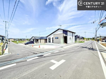 �O�ʓ��H�܂ތ��n�ʐ^ ���ӊ���A���q�l�̂���]�ɍ������������ꏏ�ɂ��ē���v���܂��B�Z��[���A�h�o�C�U�[�ɂ�邲���k������܂��B���Ђ͂��₢���킹�ɑ��Ή����܂��I���҂������܂���I