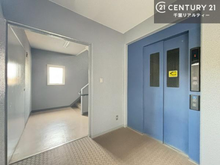 ���̑����p�� �G���x�[�^�[�����ŁA���X�̈ړ������K�B
�����̓��₨�ו��̑������ł��A�X���[�Y�ɂ��A��������܂��I