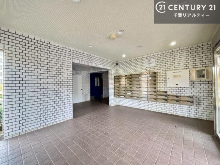 �G���g�����X ��؂Ȃ��q�l�����o�}������G���g�����X�B����]�̕����܂Ƃ߂Ă��ē��B
���₢���킹�ɑ��Ή����܂��I