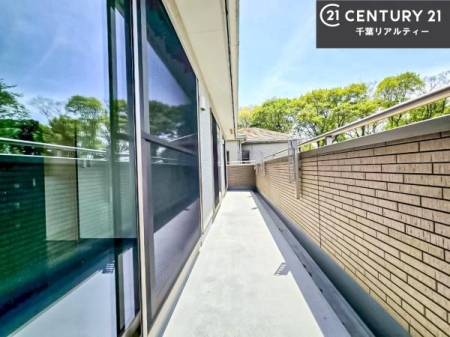 �o���R�j�[ �z������̗ǂ��o���R�j�[�ŁA�����󕨂��悭���������ł��ˁI
���V�C�̗ǂ����ɂ̓o���R�j�[�֏o�ă��t���b�V������̂��C�����悳�����ł��B