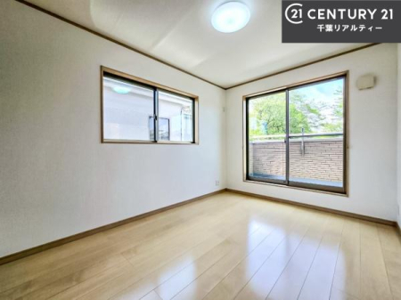 �m�� 2�ʍ̌����m�ۂ������邢�����́A���ʂ����ǂ��A���邭��ϋ��S�n�̗ǂ���ԂƂȂ��Ă���܂��B�����b�N�X���ĉ߂�����S�n�̗ǂ��������ł��I