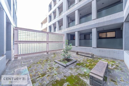 ���̑����p�� ���Z�҂Ƃ̋��L�X�y�[�X�ɂ́A���ɂ͂�����܂��I�Z�l���m�ŃR�~���j�P�[�V����������ꏊ�ł��I
�V���ȏo������܂���ԁI