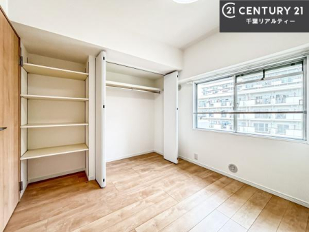 �Q�� �D���������������ޗm���́A���̖ڊo�߂��C�������ǂ������ł��ˁB���������Ԃ��������Ɖ߂������Ƃ��ł��܂��B�D�����F�����̃t���[�����O���ǂ�ȉƋ�ɂ��}�b�`���܂��I