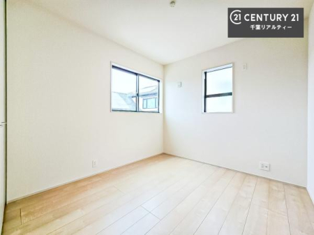 �m�� 2�ʍ̌����m�ۂ������邢�����́A���ʂ����ǂ��A���邭��ϋ��S�n�̗ǂ���ԂƂȂ��Ă���܂��B�����b�N�X���ĉ߂�����S�n�̗ǂ��������ł��I