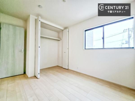 �q������ ���[�͂̂���m���ł��B����������������L�X�Ǝg���ċC�������ǂ��ł��I
�L���C�Ȗ��邢�������ŉ߂����̂́A�X�ɂ̂�т�������ł��܂��ˁI