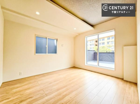 �Q�� �o���R�j�[�֖ʂ����m���Ȃ̂œV�C�̂������̓o���R�j�[�֏o�ă��t���b�V������̂������ł��ˁI�[�������v���C�x�[�g�^�C���������m���I�z������A���ʂ��ǍD�ł��B