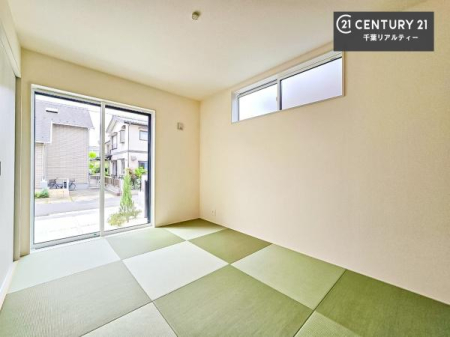 �a�� �a���ł͂��q�l���]��ł����������S�z�͂قƂ�ǂ���܂���B
�Ǝ��̍��ԂɃ}�}��p�p���Q�����Ŏg����x�e�X�y�[�X�Ƃ��Ă����p�I