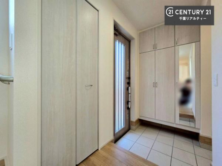 ���� ���ւɂ́A�S�g�������Ă��܂��I���o�����O�ɌC���܂߂��g�[�^���̐g�����Ȃ݂��`�F�b�N���ǂ���ԂŊO�o���ł���̂ň��S�I