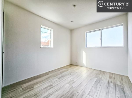 �q������ �|���o�������Ȃ��������́A���q�l�̂������Ƃ��Ă����S�ł��I
���[�X�y�[�X���[�����Ă���̂ŎU�炩�������������T�b�ƕЕt�����܂��I