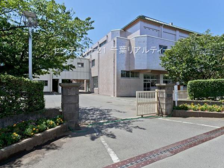 ���ӊ� �y���w�Z�z�x���s���x�����w�Z�F1700m