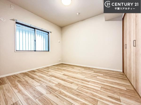 �q������ �|���o�������Ȃ��������́A���q�l�̂������Ƃ��Ă����S�ł��I
���[�X�y�[�X���[�����Ă���̂ŎU�炩�������������T�b�ƕЕt�����܂��I